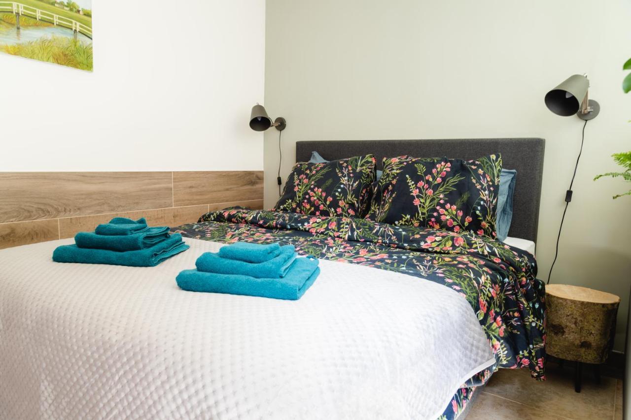 Bed and Breakfast Blommehûs à Workum Extérieur photo